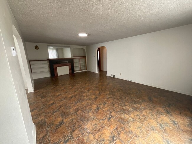 Photo - 2 Bed, 1 Bath Rambler - Downtown Ferndale