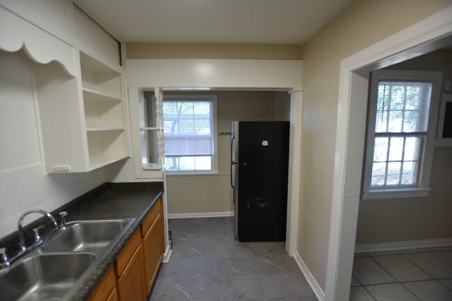 Photo - 119 N Longfellow Blvd