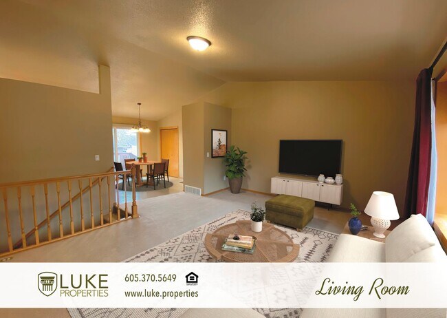 Photo - 2104 S Cambridge Ave