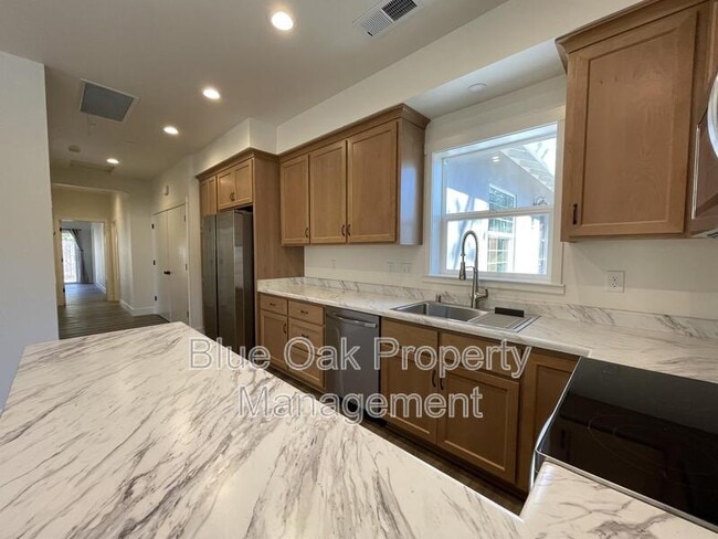 Photo - 266 E 6th Ave Unit 1