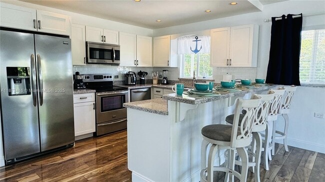 Photo - 443 4th Rd