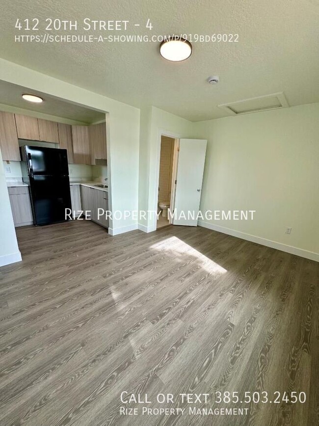 Photo - 412 20th St Unit 4