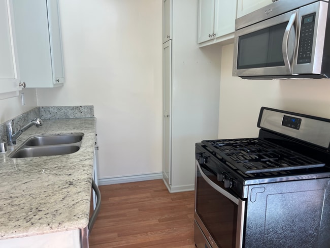 1523 Scott Rd Unit D
