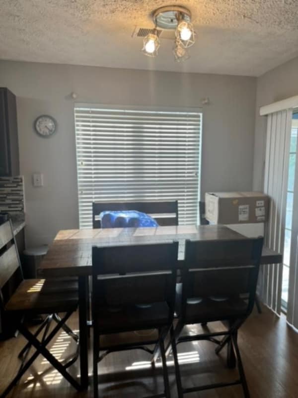 Photo - 3630 Thurleston Ct SW