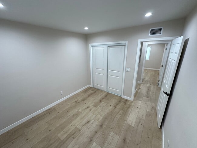 Photo - 6722-6724 Hesperia Ave. &amp; 18020 Welby Ave. Unit 6724 Hesperia Ave. (Main House)