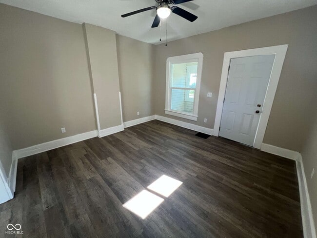 Photo - 3236 Graceland Ave