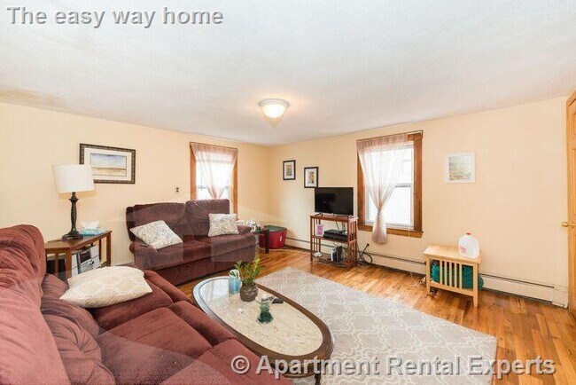 Photo - 585 Somerville Ave Unidad #A-1