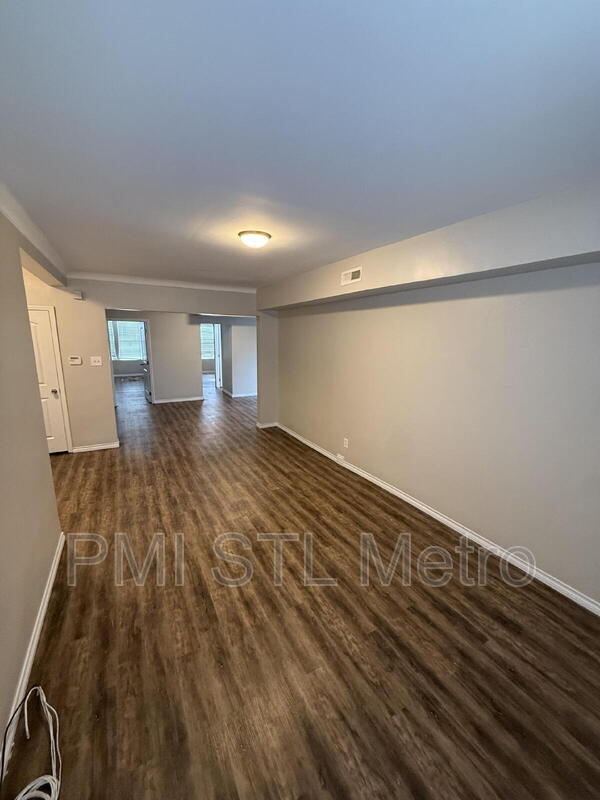 Photo - 5572 Clemens Ave Unidad 1W