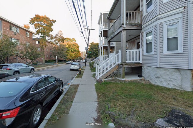 Building Photo - 87 Gardner St Unit 2