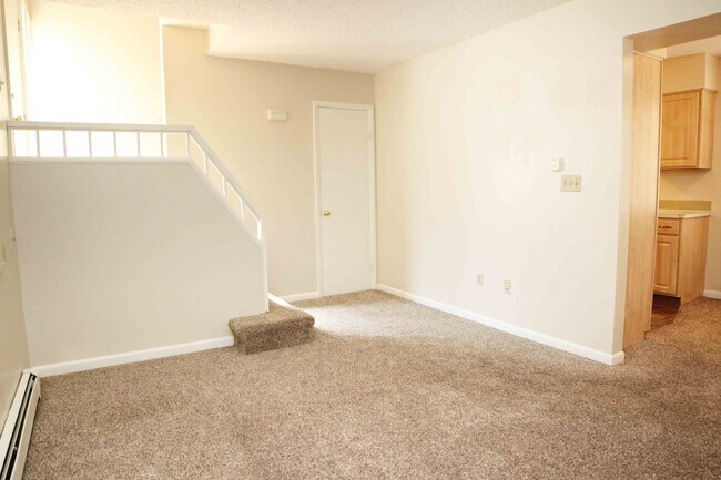 Photo - 2024 W Plum St