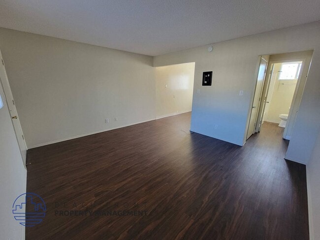 13921 Normandie Ave.