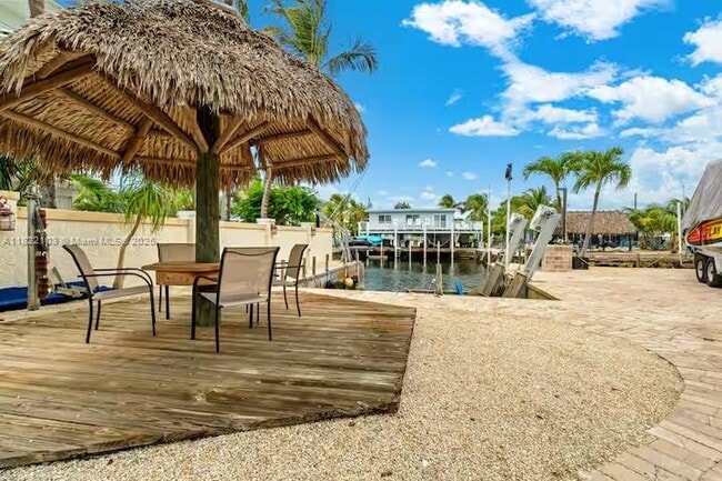 Photo - 201 Wildwood Cir