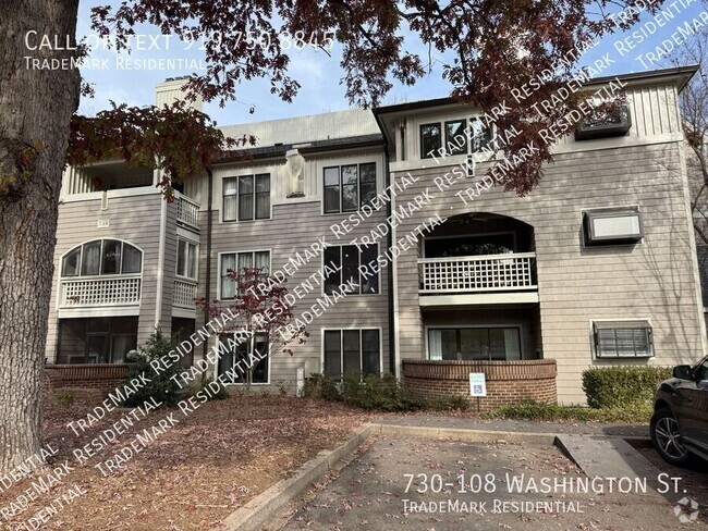 Building Photo - 2 bedroom 2 bath condo in Parkside Condos ...