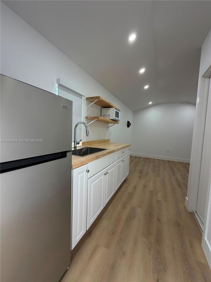 Photo - 1400 SW 29th Ave Unit 2