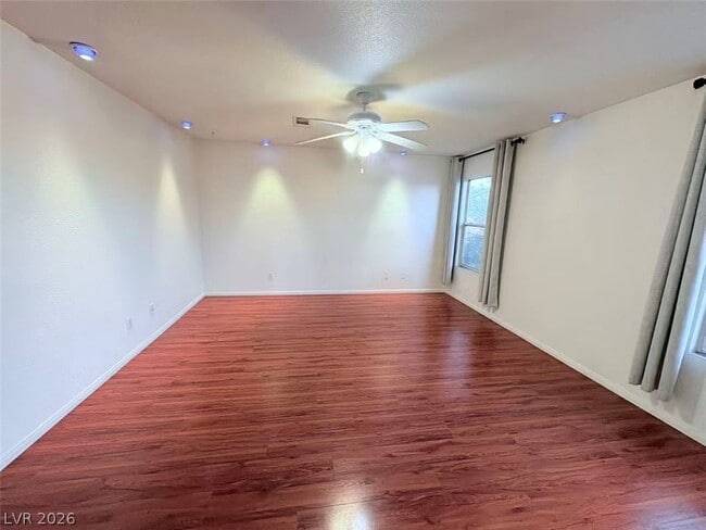 Photo - 1304 Paraiso St