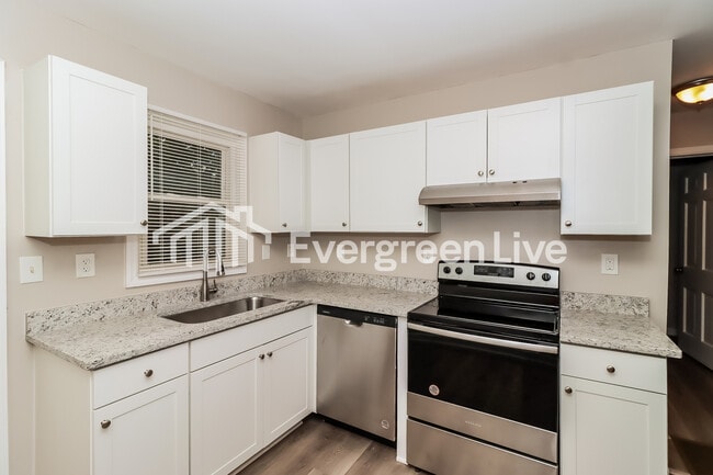 Photo - 1404 Hateras Ave