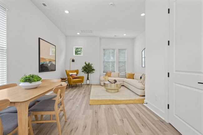Cascadia at Highland Creek apartments — community photo
