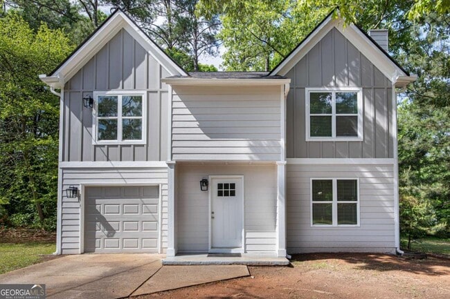 Building Photo - 6898 Babbling Brook Dr