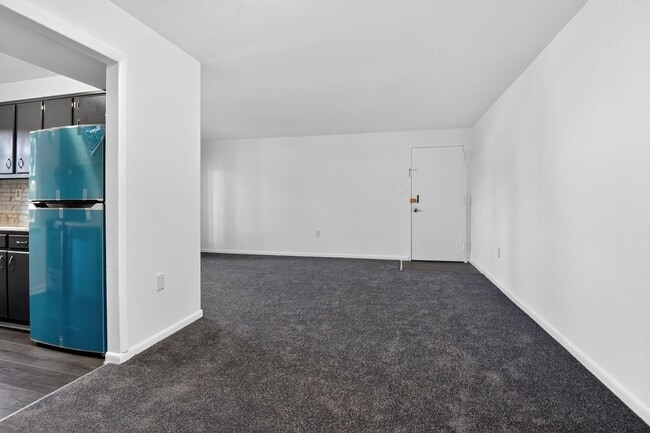 Photo - 9483 Fairfax Blvd