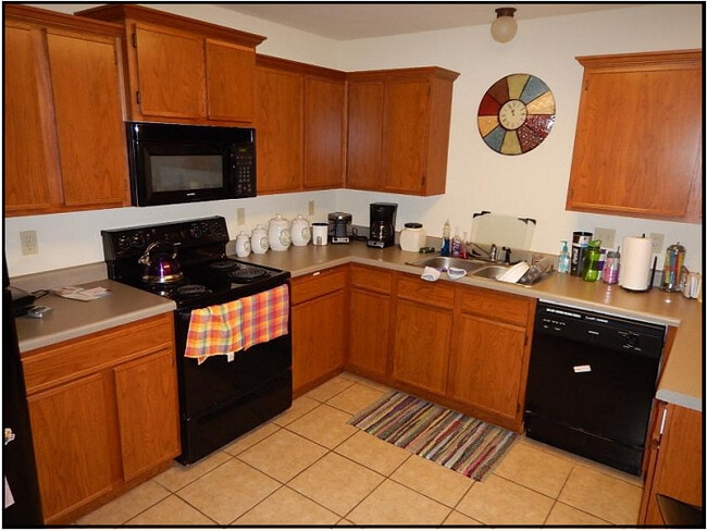 307 Tremont Cir Unit 1
