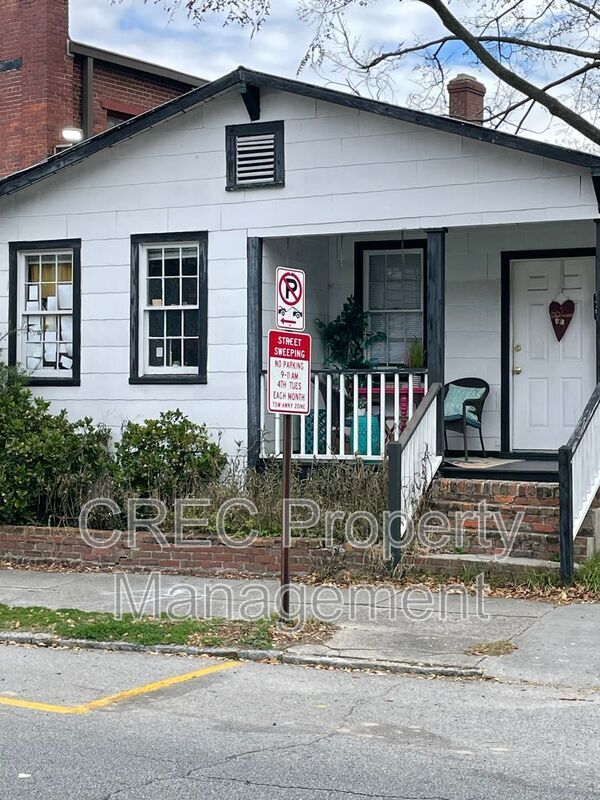 Building Photo - 160 1/2 Coming Street