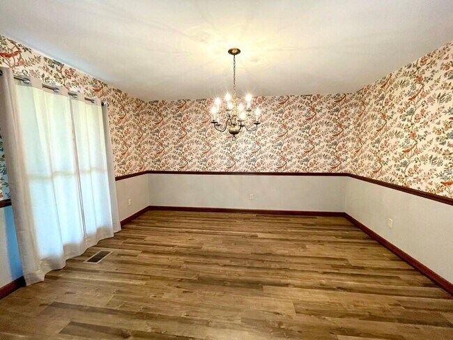 205 Browning Pl