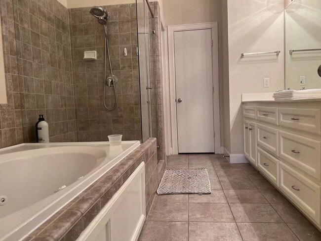 Photo - 2710 Hullsmith Dr Unit 303