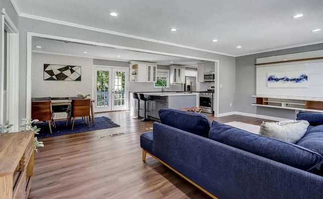 Photo - 6858 Lockridge Dr NW