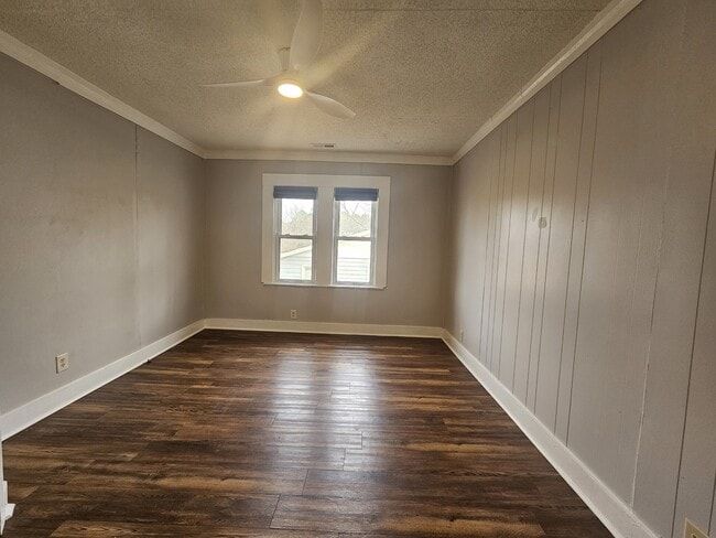 Photo - 2034 Jenkins Dairy Rd