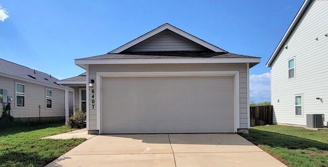 Photo - Beautiful like-new 3 bed | 2 bath home - Amazing community amenities!