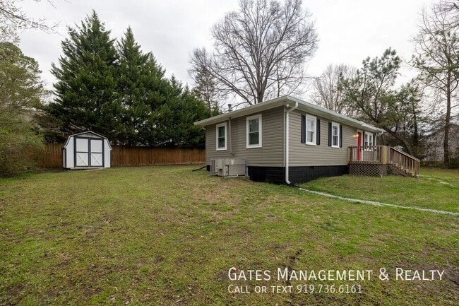 Photo - 671 Cedar St