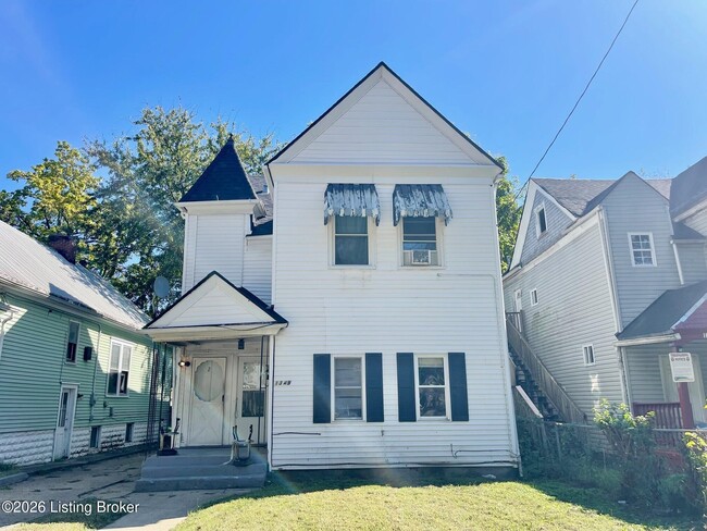 Building Photo - 1349 Olive St Unit 4