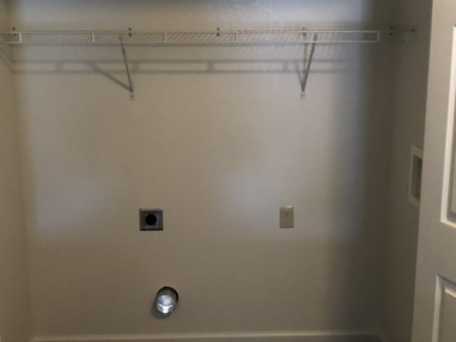 Laundry room - 15130 Sprucevale Rd Unit 1