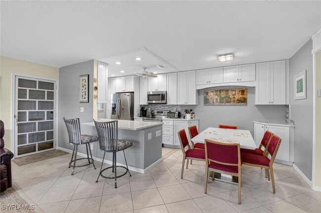 Photo - 572 High Point Dr Unit D