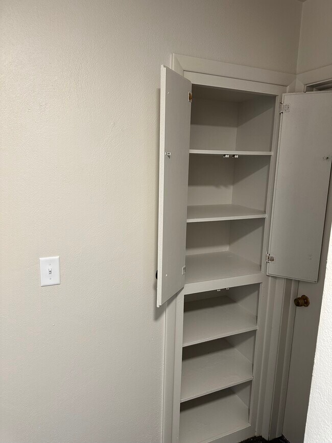 Photo - Washington Unit 1