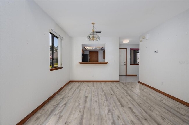 Photo - 2263 Deerwood Dr