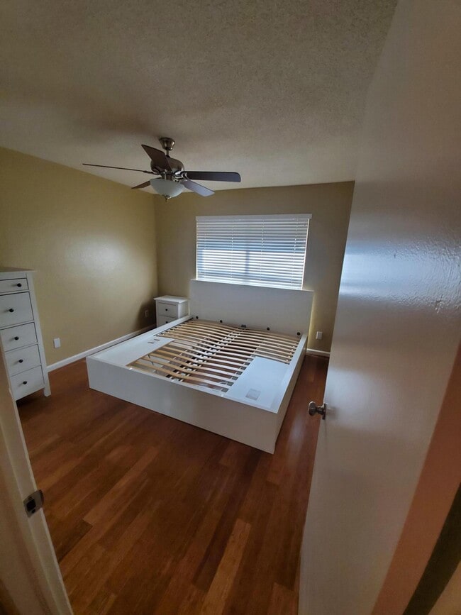 Photo - 4433 N Stanton St