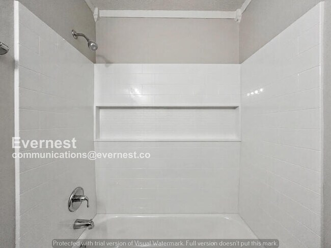 Photo - Limited Time Special Offer / 3 Bed, 2 Bath Home with Fenced Yard / Pet-Friendly / Available Now!