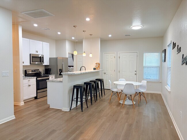 Photo - 638 Marbauch Ave