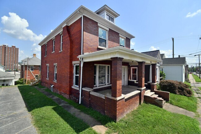 Photo - 1850 Buffington Ave