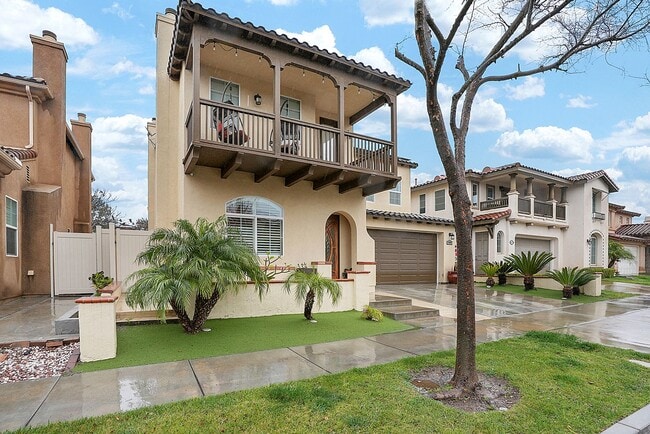 Beautiful executive home in the Eastlake-C... - Beautiful executive home in the Eastlake-C...