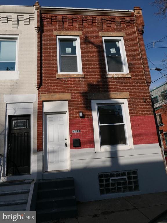 Building Photo - 4033 Filbert St Rental