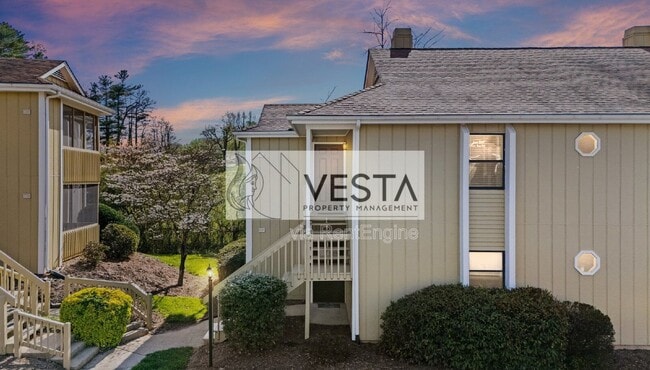 Building Photo - 110 Heywood Rd Unit 9b