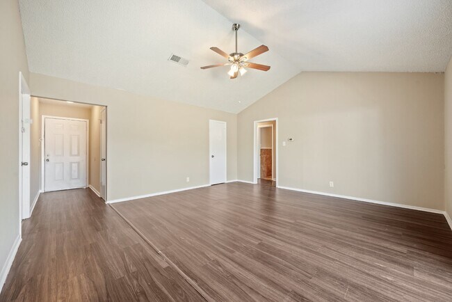 3 Bedroom, 1.5 Bath Home with Spacious Layout and Large Yard