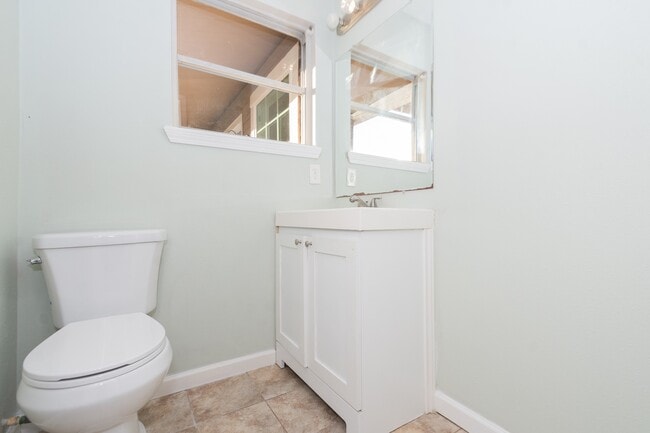 Photo - 3707 Meadowlake Rd