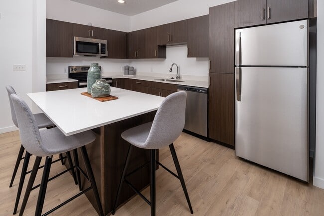 Photo - 7th West at Midtown