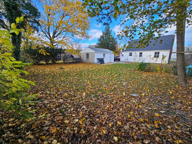 Photo - 1162 Main Ave