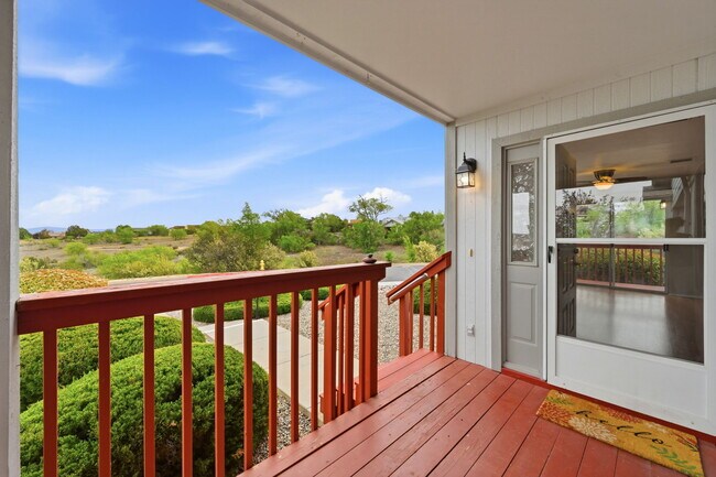 Photo - 3150 Cascades Ct