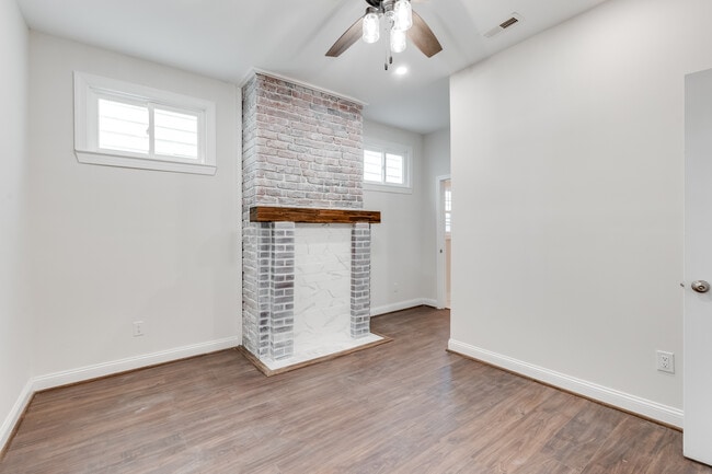 Photo - 2114 Venable St