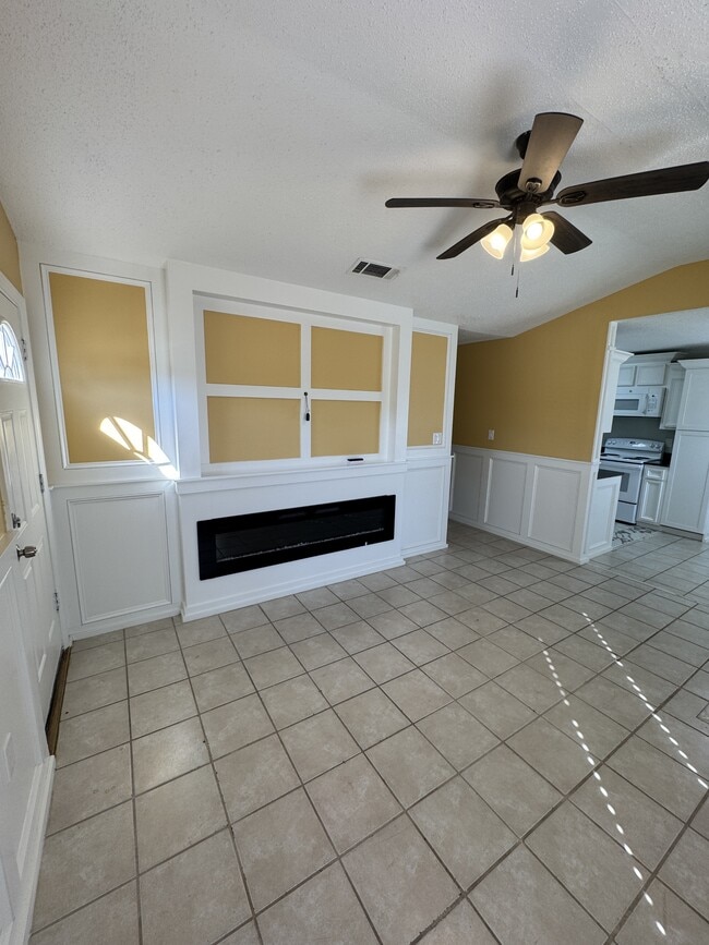 Photo - 10604 Sharp Blvd